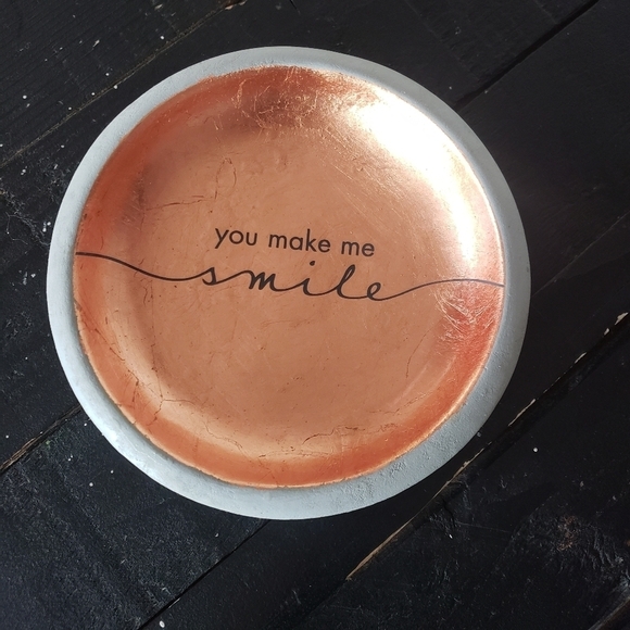 You Make Me Smile Jewelry Dish Metallic Gold Round - Picture 1 of 2
